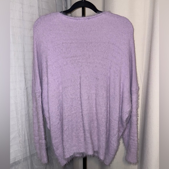 Light purple fuzzy cardigan - Picture 2 of 4